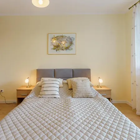 Visit Baltic Platany Apartment *